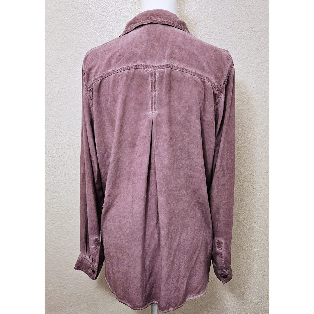 Velvet Heart Mauve Button-Down Shirt - Picture 3 of 4